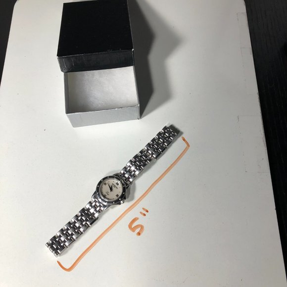 Raymond Weil Women's Watch Silver Toned Quartz 25MM Steel Tango Pearl Wrist - Picture 11 of 13